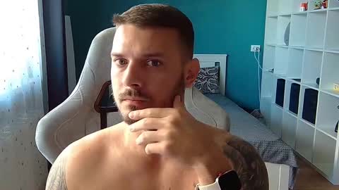 Snapshot of hot_cap_77 chatting on September 30, 1:16 pm hot_cap_77 online show from September 30, 1:16 pm