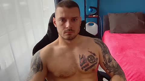 Snapshot of hot_cap_77 chatting on July 7, 8:40 am hot_cap_77 online show from July 7, 8:40 am