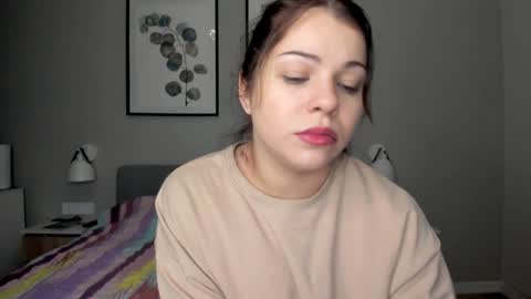 Snapshot of hot_chill__ chatting on January 11, 5:07 pm LiluCaroline online show from January 11, 5:07 pm