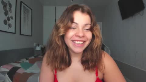 Snapshot of hot_chill__ chatting on February 16, 1:38 pm LiluCaroline online show from February 16, 1:38 pm