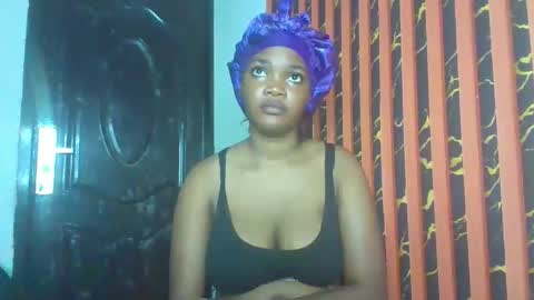 Snapshot of hot_choccoolate chatting on March 29, 7:41 am Zarah online show from March 29, 7:41 am