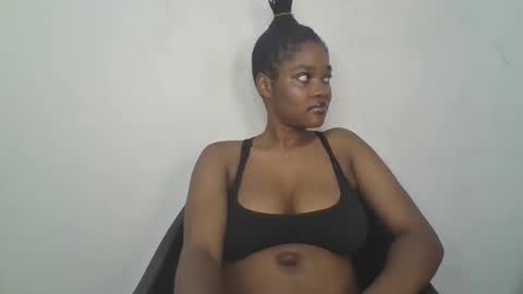Zarah online show from May 7, 10:37 pm