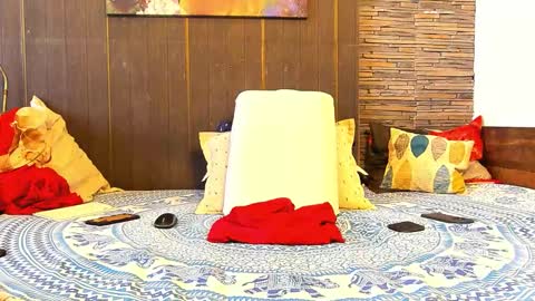 Snapshot of hot_chocolate4u chatting on March 10, 10:20 am hot_chocolate4u online show from March 10, 10:20 am