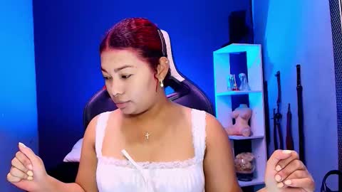 Snapshot of hot_chocolate_4u chatting on September 20, 12:39 pm hot chocolate 4u online show from September 20, 12:39 pm