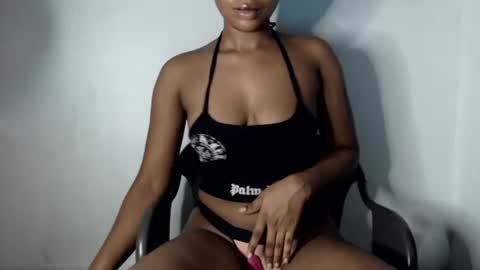 Snapshot of hot_chocoxxxx chatting on April 6, 3:04 am sonia mis choco online show from April 6, 3:04 am