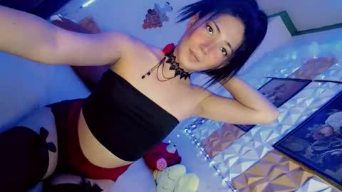 its me CLAUDIA online show from March 9, 7:23 am