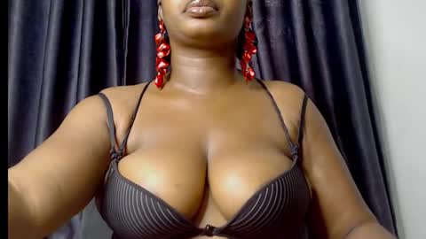 bianca online show from December 19, 4:47 pm