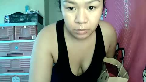 hot_emma1112 online show from June 30, 1:06 am