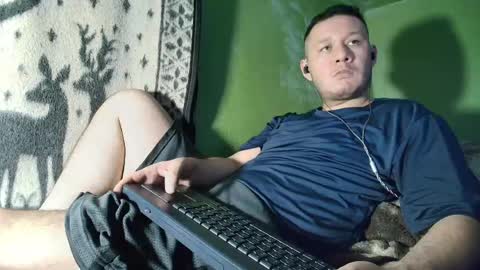 hot_guy36 online show from May 2, 3:33 am