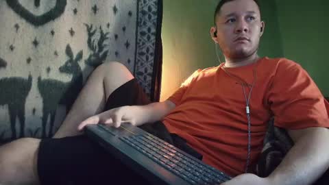 hot_guy36 online show from May 10, 2:00 pm