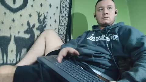 hot_guy36 online show from July 4, 3:07 pm