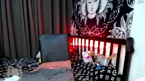 Jessica Cumshow FOLLOW ME online show from May 15, 11:34 pm