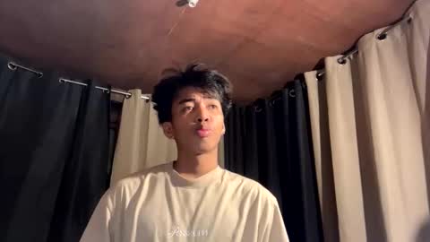 Snapshot of hot_kianxx chatting on October 1, 2:23 pm hot_kianxx online show from October 1, 2:23 pm