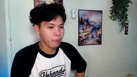 mark online show from March 12, 8:53 am