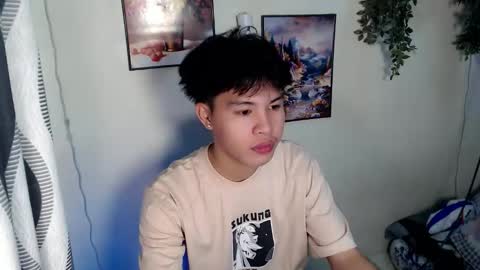 mark online show from April 1, 12:06 pm