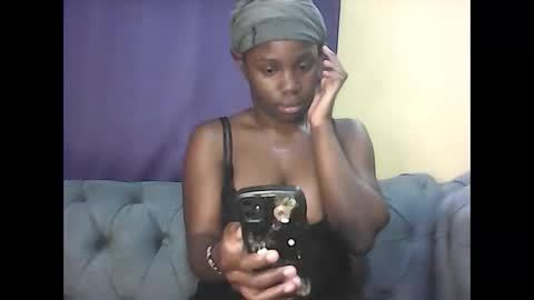 hot_latifah online show from May 20, 7:36 am