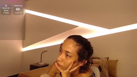 Snapshot of hot_little_bunny chatting on September 28, 9:09 pm Alana online show from September 28, 9:09 pm