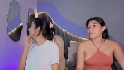 Snapshot of hot_little_bunny chatting on March 26, 9:53 pm Alana online show from March 26, 9:53 pm