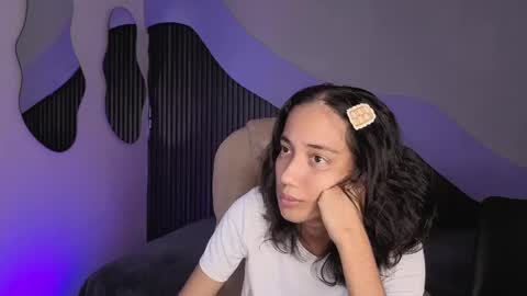 Alana online show from April 27, 10:41 pm