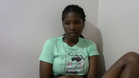 Snapshot of hot_lonnah chatting on January 16, 7:10 pm LONNAH online show from January 16, 7:10 pm