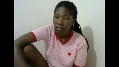 Snapshot of hot_lonnah chatting on January 23, 7:11 am LONNAH online show from January 23, 7:11 am