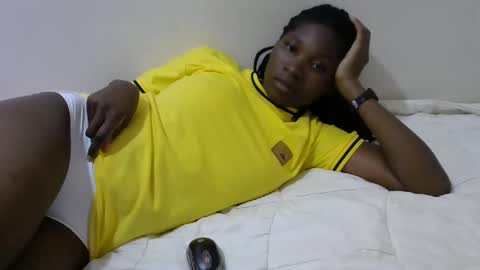 Snapshot of hot_lonnah chatting on January 24, 12:10 pm LONNAH online show from January 24, 12:10 pm