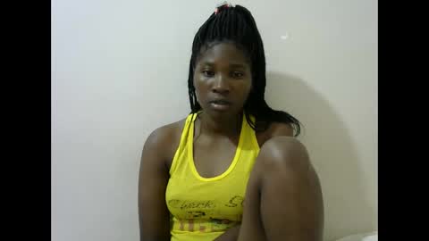Snapshot of hot_lonnah chatting on February 26, 8:00 pm LONNAH online show from February 26, 8:00 pm
