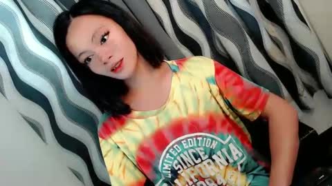 SWEET AGATHA online show from March 6, 6:08 am