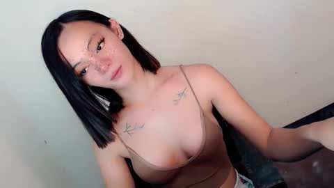 SWEET AGATHA online show from October 14, 5:30 am