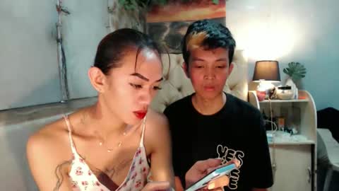 hot_petit69 online show from March 30, 2:23 am