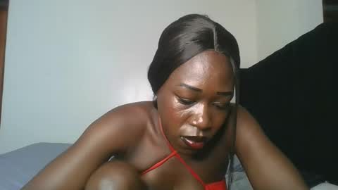 Snapshot of hot_petite1 chatting on April 5, 1:52 pm Hot petite online show from April 5, 1:52 pm