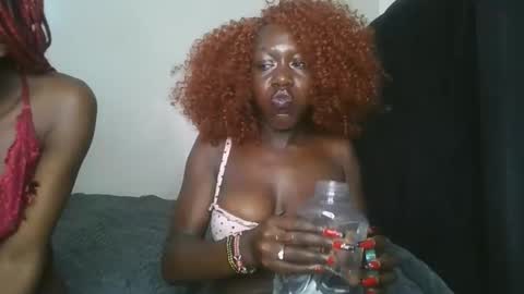 Snapshot of hot_petite1 chatting on April 15, 8:53 pm Hot petite online show from April 15, 8:53 pm