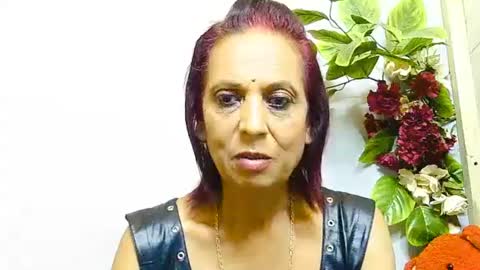 hot queen online show from June 28, 6:19 am