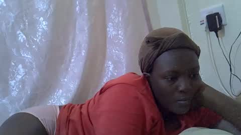 RAYLAH online show from February 8, 8:07 am