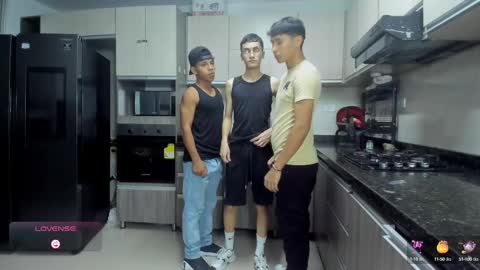 Vanesa Oliver and Andrew online show from October 4, 11:03 pm