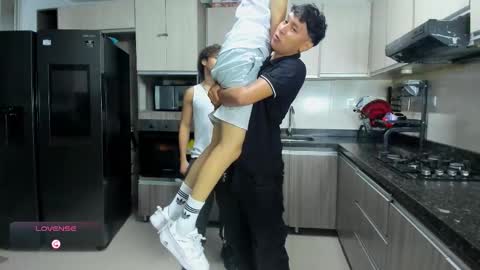 Vanesa Oliver and Andrew online show from October 9, 11:14 pm