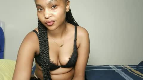 Bellah online show from May 19, 1:11 am