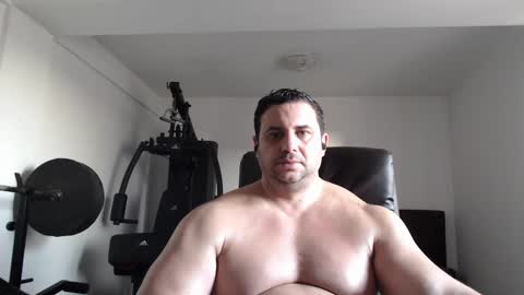 Snapshot of hot_stefano1 chatting on December 15, 1:43 pm Stefano.. online show from December 15, 1:43 pm