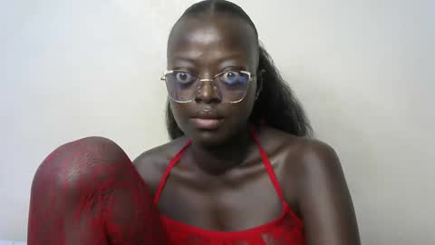 hot_tashaa online show from May 14, 7:15 am