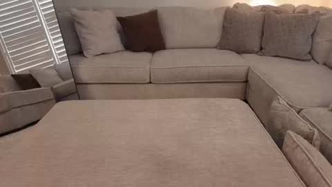 Hot Wife    hotwife sexy new milf highclass brunette bigboobs natural mature online show from April 3, 5:11 pm