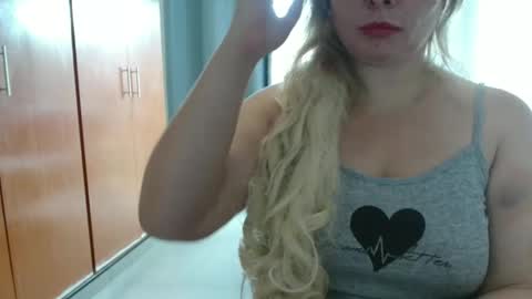 couple without tabus online show from December 19, 1:29 pm