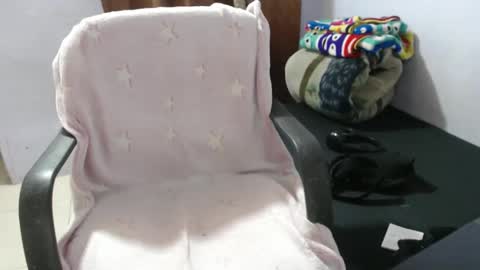 Hot and PowerHOPE U MISS ME online show from December 2, 4:46 pm