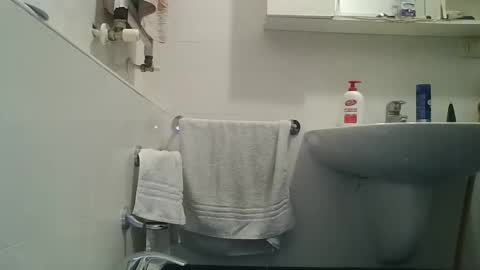 Snapshot of hotandwild2003 chatting on February 15, 10:28 pm hotandwild2003 online show from February 15, 10:28 pm