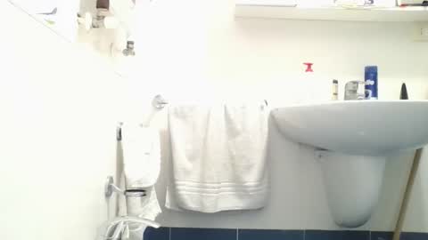 Snapshot of hotandwild2003 chatting on February 19, 2:46 pm hotandwild2003 online show from February 19, 2:46 pm