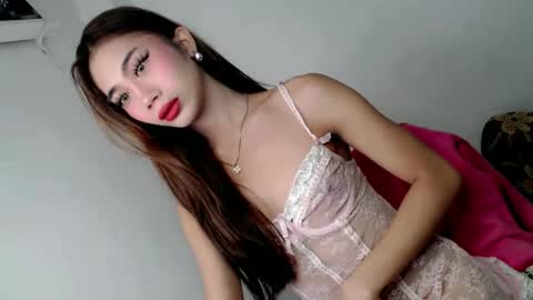 Snapshot of hotasian2345 chatting on January 12, 11:43 pm hotasian2345 online show from January 12, 11:43 pm