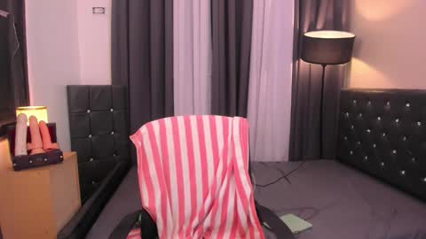 Snapshot of hotasian_janella chatting on March 9, 1:15 pm janella and ken online show from March 9, 1:15 pm