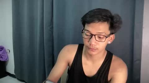 hotasian_jerome online show from April 5, 6:10 am