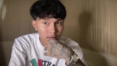 hotasian_jerome online show from May 9, 11:59 am