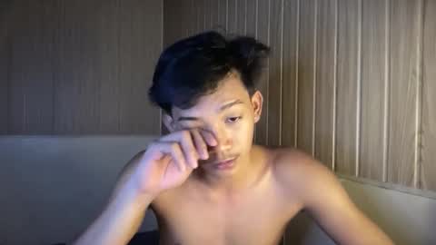 hotasian_jerome online show from May 11, 3:51 pm