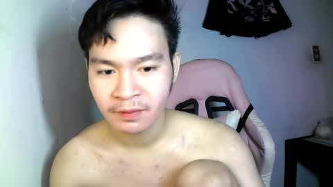 Snapshot of hotasianwildfuck chatting on September 17, 7:43 am hotasianwildfuck online show from September 17, 7:43 am